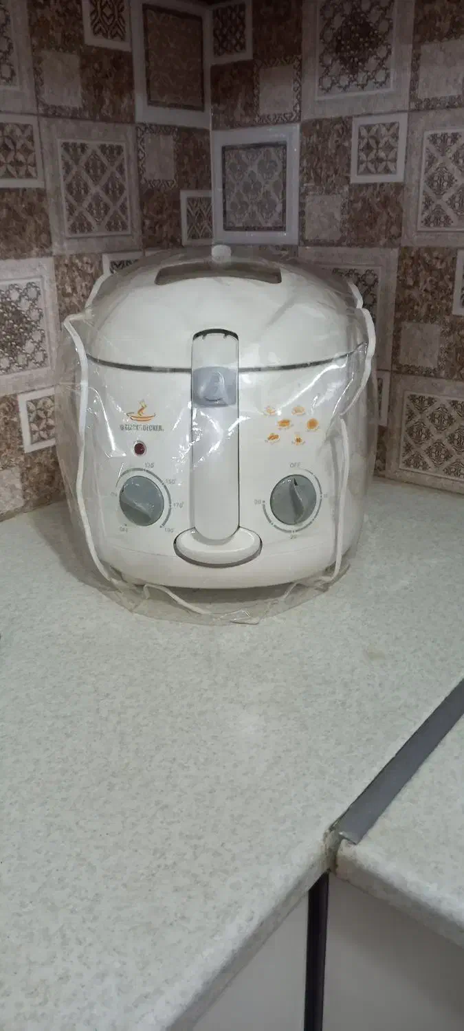 سرخ کن|اجاق گاز و لوازم برقی پخت‌وپز|قرچک, شهرک مهستان|دیوار