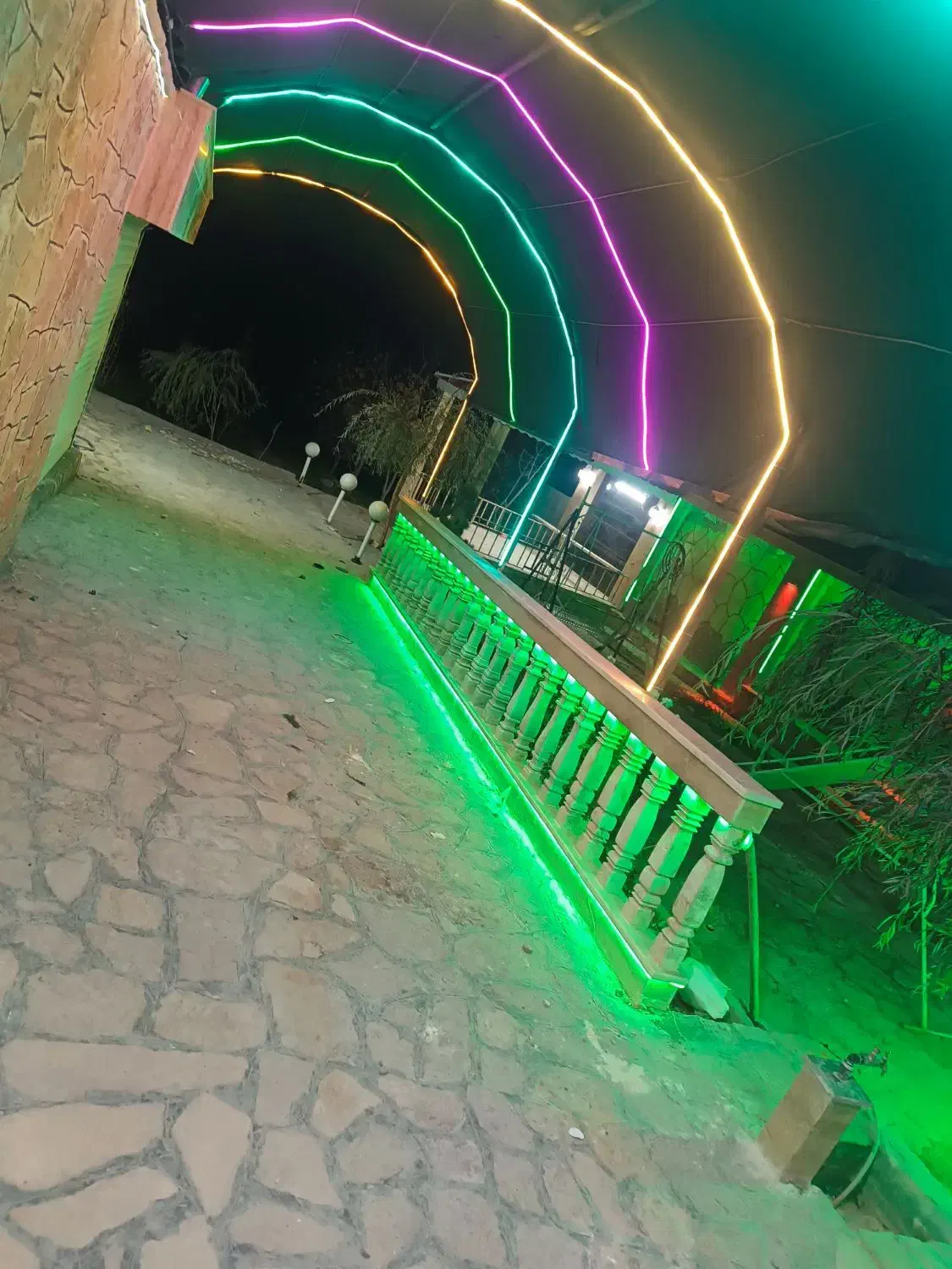 باغ ویلا استخر دار|اجارهٔ کوتاه‌مدت ویلا و باغ|گلمکان, |دیوار