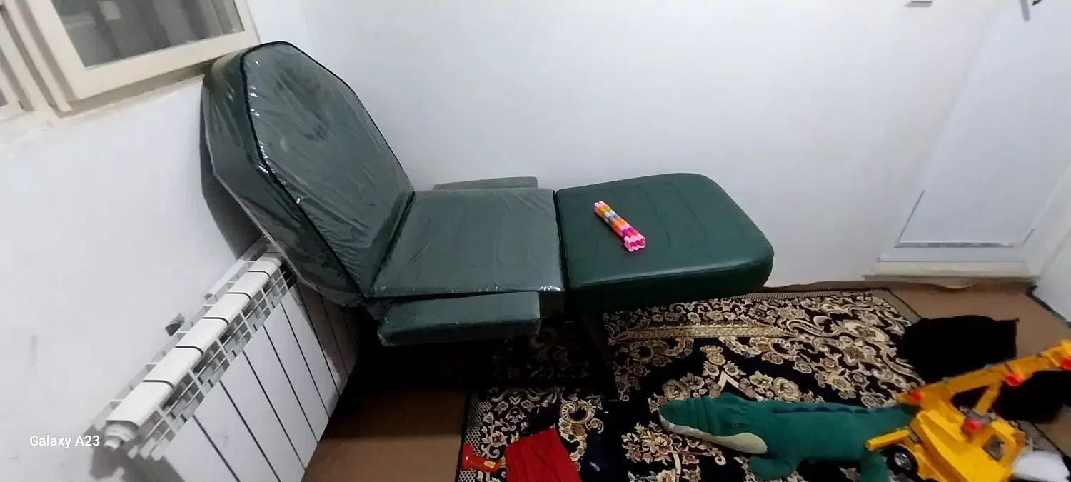 تخت آرایشگاهی|تخت و سرویس خواب|دماوند, گیلاوند|دیوار