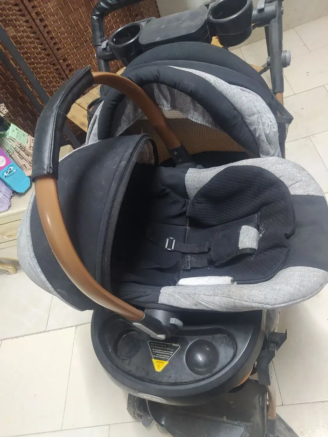 کریر و کالسکه|کالسکه و لوازم جانبی|قرچک, میرزائی شمالی|دیوار