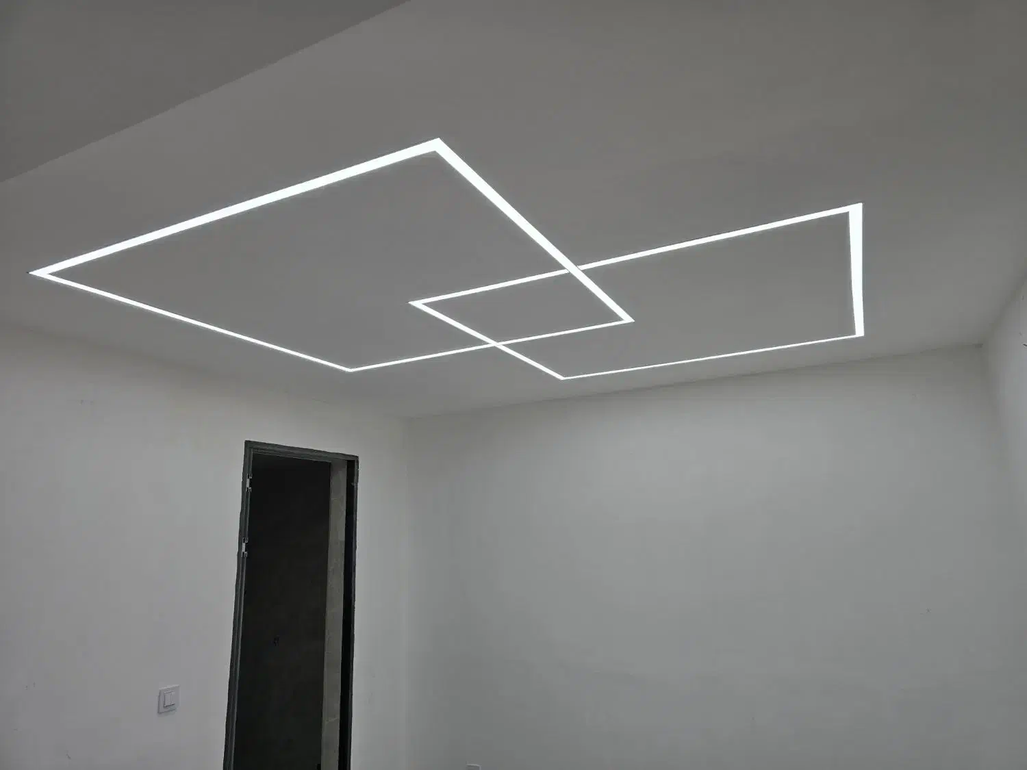 اجرای تخصصی کناف و تایل نقدو اقساط|خدمات پیشه و مهارت|شیراز, شهرک گلدشت حافظ‎|دیوار