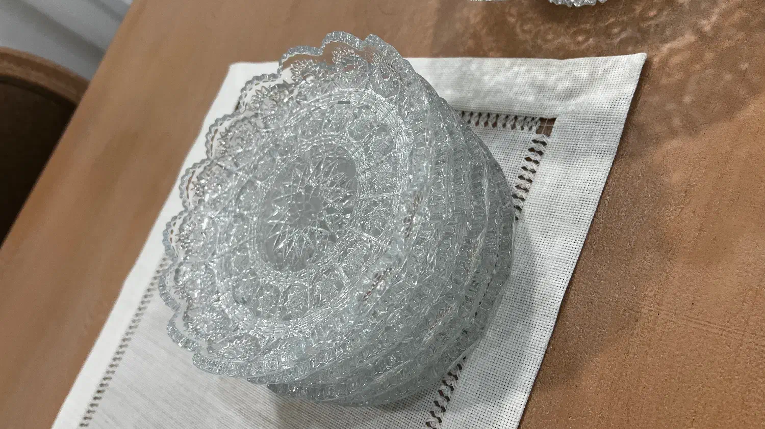 میوه خوری و پیش دستی تراش پی کی|ظروف سرو و پذیرایی|رشت, معلم|دیوار