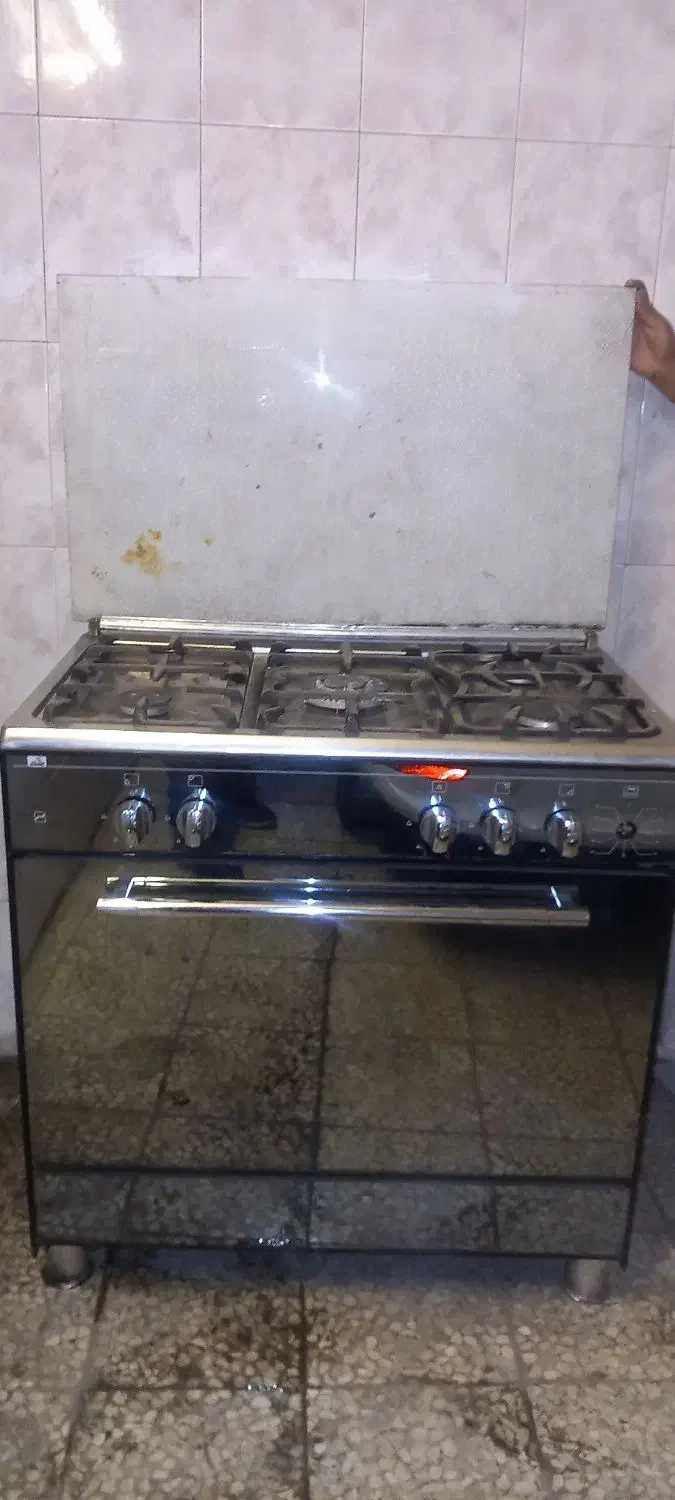 گاز ۵ شعله سالم|اجاق گاز و لوازم برقی پخت‌وپز|ری, شهید غیوری (ابن باویه)|دیوار