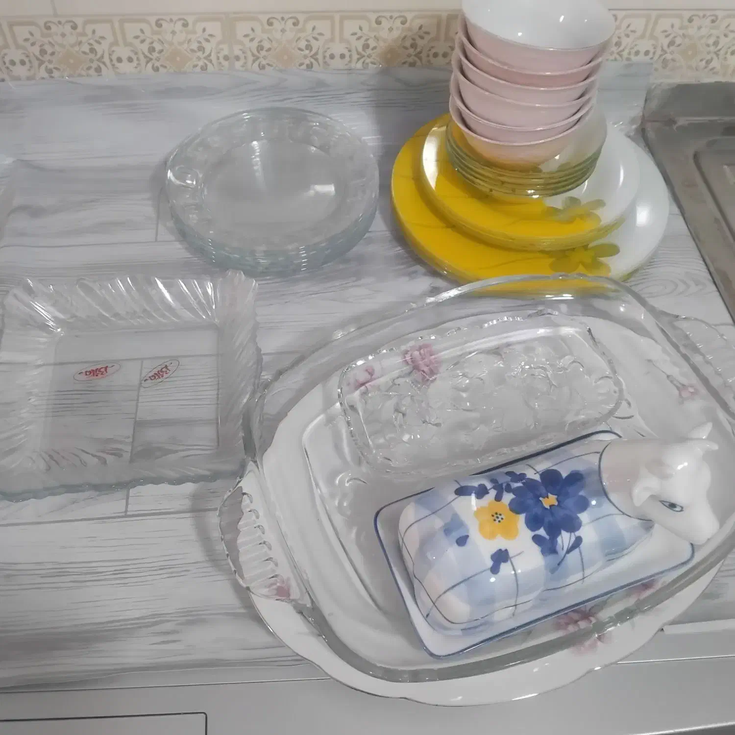 سلام تعدادی ظرف  فروشی|ظروف سرو و پذیرایی|اراک, |دیوار