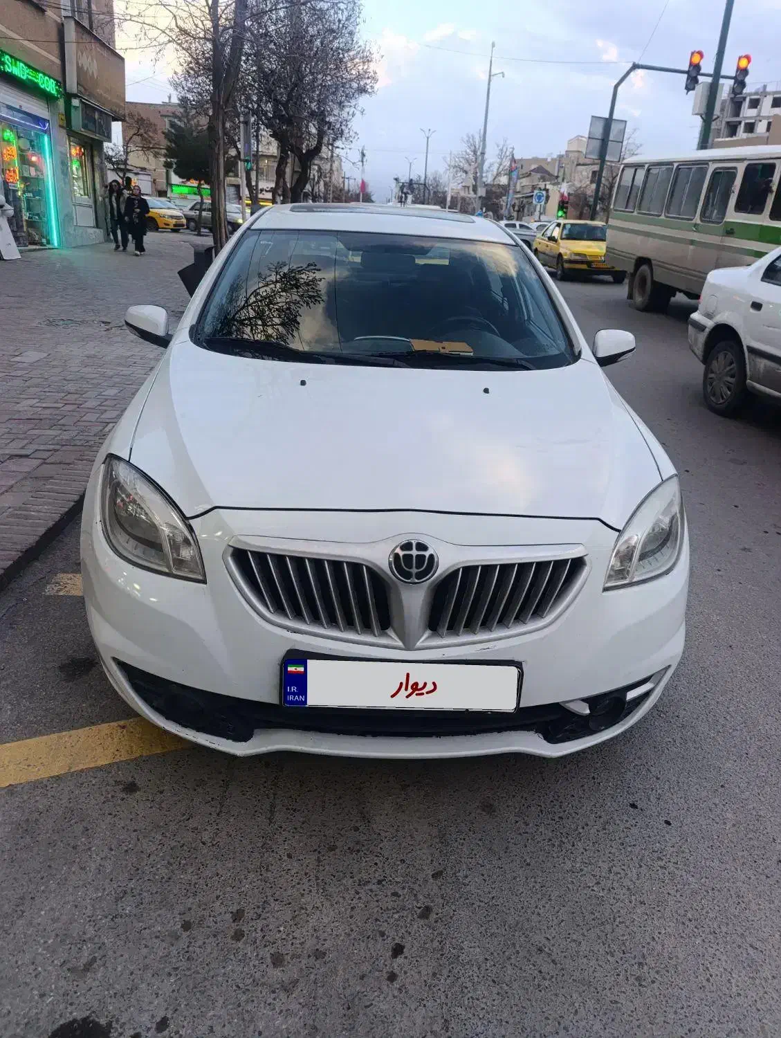 برلیانس 330|خودرو سواری و وانت|همدان, |دیوار