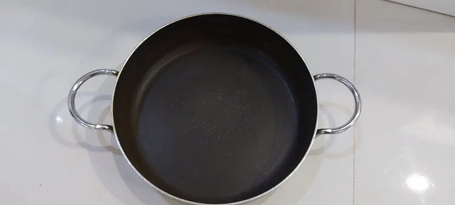 قابلمه چدن وتفلون وماهیتابه تابان|ظروف پخت‌وپز|تهران, ائمه اطهار|دیوار