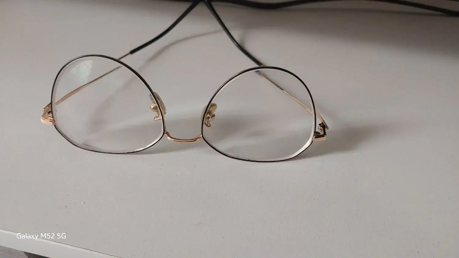 فریم عینک زیباپسند|زیورآلات و اکسسوری|مشهد, کوشش|دیوار