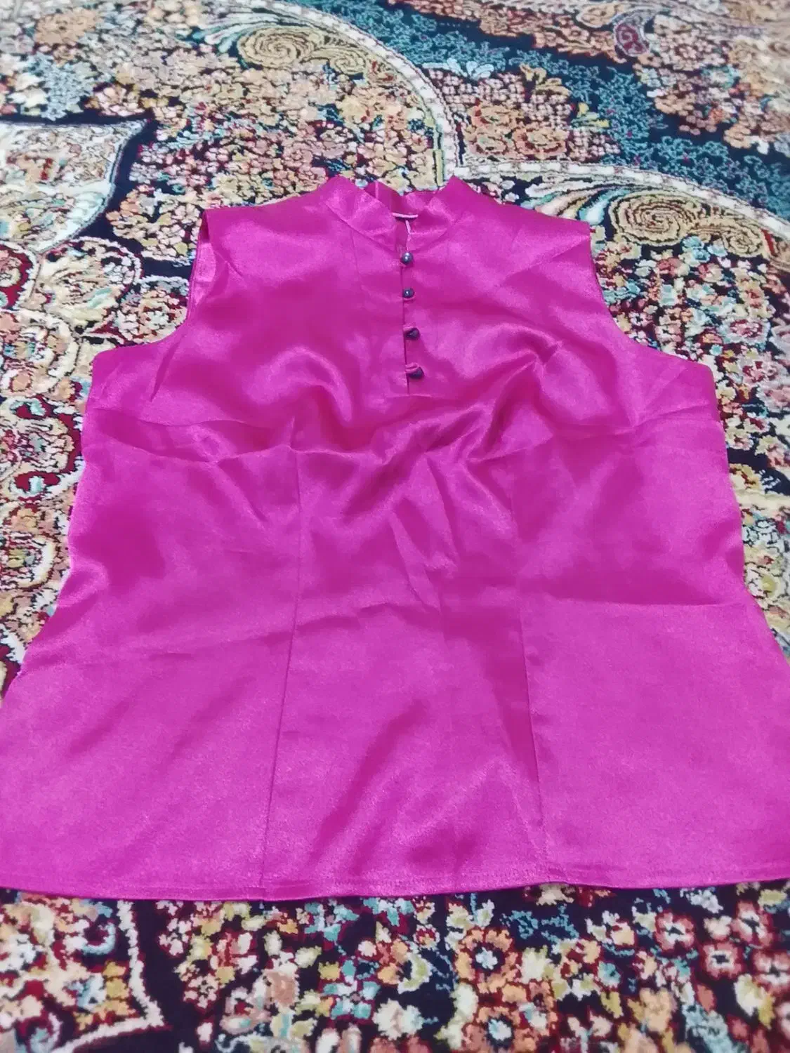 کیسه لباس کهنه|لباس|خواف, |دیوار