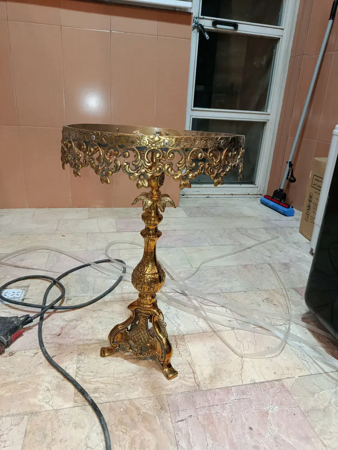 میز تلفن برنجی نو.|میز تلفن|تهران, حشمتیه|دیوار