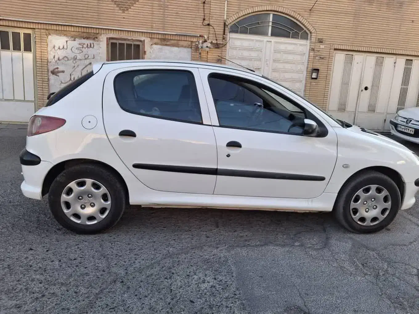 206  تیپ ۵ تیوفایو|خودرو سواری و وانت|کاشان, باغچه فیض|دیوار