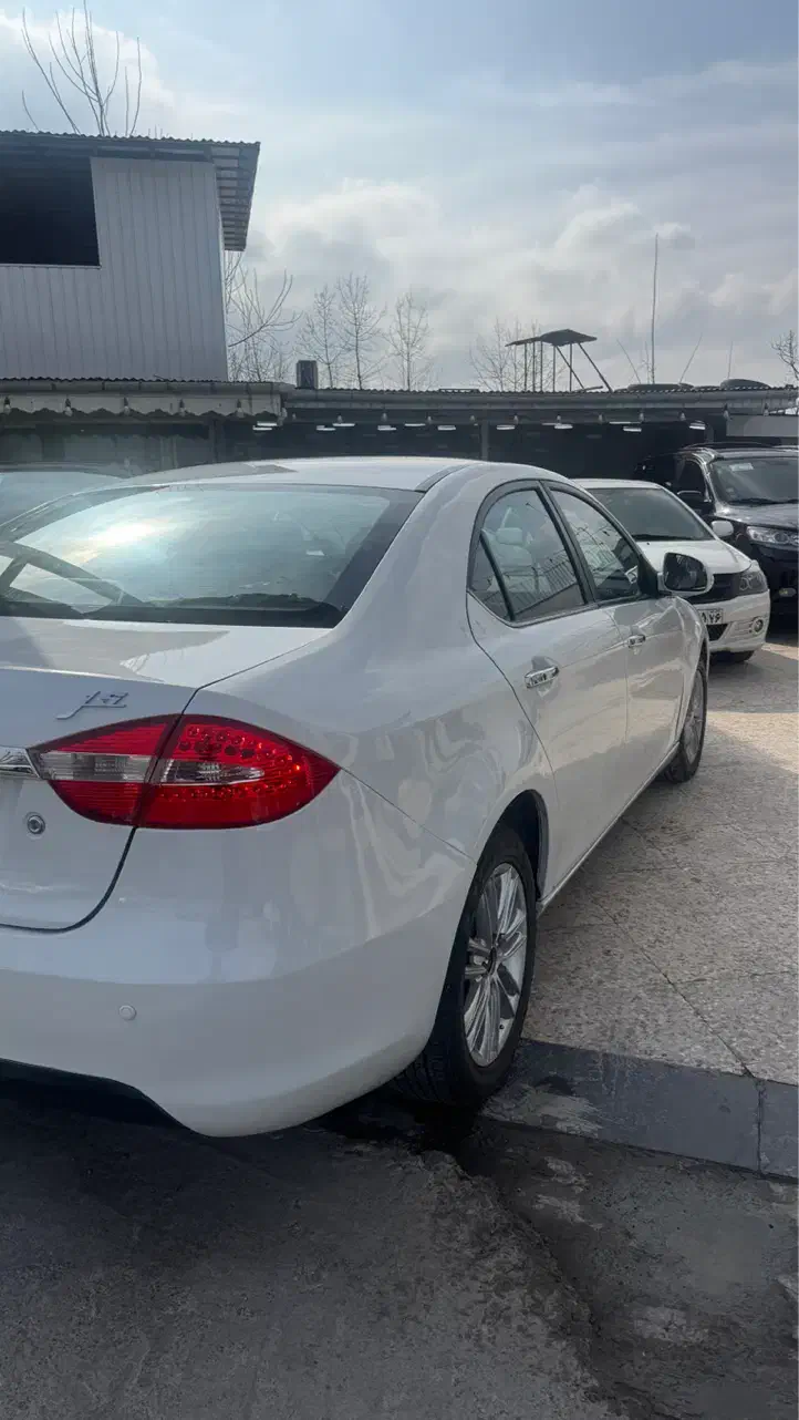 جک j5 مدل ۹۳|خودرو سواری و وانت|آستانه اشرفیه, |دیوار