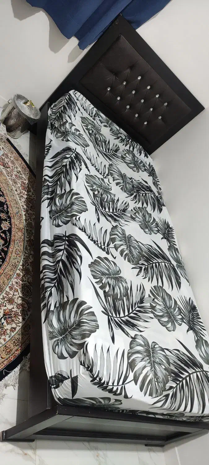 تخت خواب یک نفره به همراه تشک|تخت و سرویس خواب|پردیس, فاز ۱|دیوار