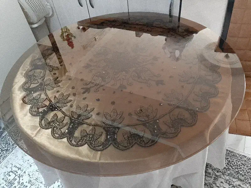 شیشه گرد ۱۰ میل|میز و صندلی غذاخوری|مشهد, چهارچشمه|دیوار