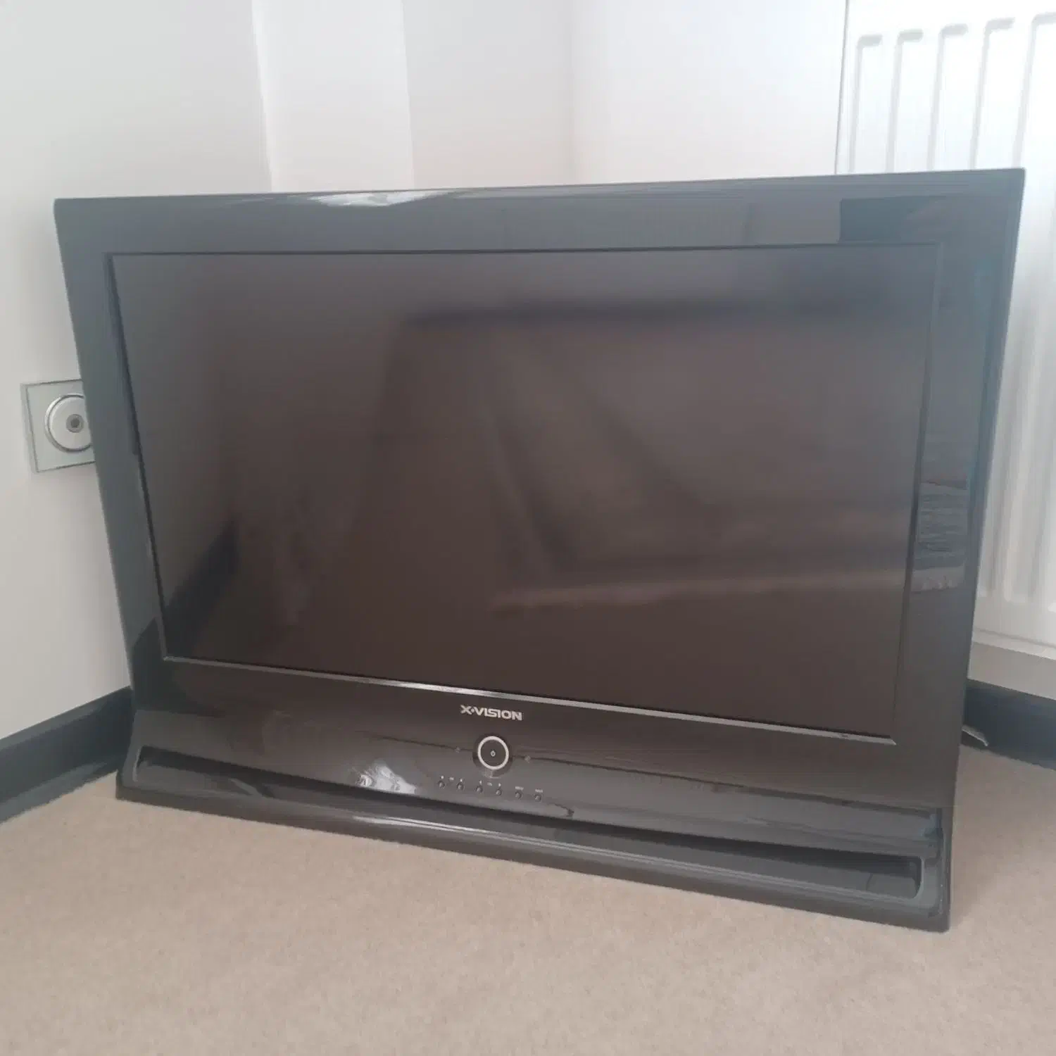 ال سی دی ایکس ویژن 32اینچ|تلویزیون و پروژکتور|اصفهان, شهرک امام خمینی|دیوار