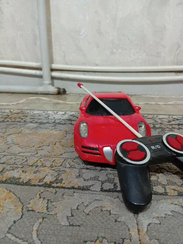 همه سالم هستن|اسباببازی|خاوران, |دیوار