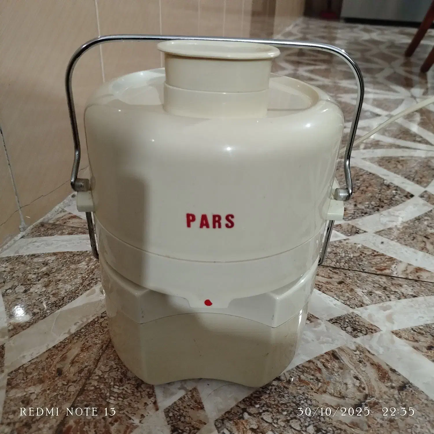 فروش فوری آبمیوه گیری پارس|آبمیوه‌گیر و آب‌مرکبات‌گیر|شیراز, شهرک کوشکک|دیوار