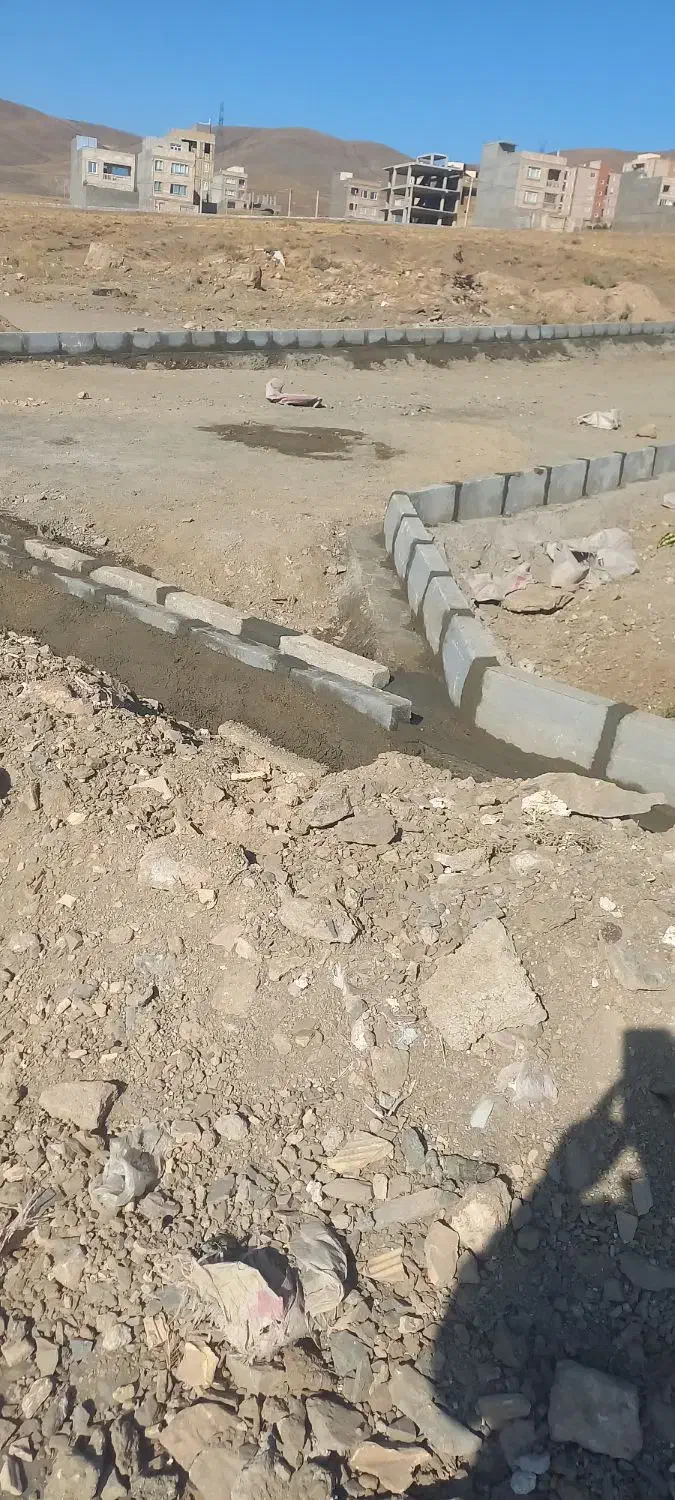 به یک نیروی کارساده جهت جدول کاری|استخدام معماری، عمران و ساختمانی|ملایر, |دیوار