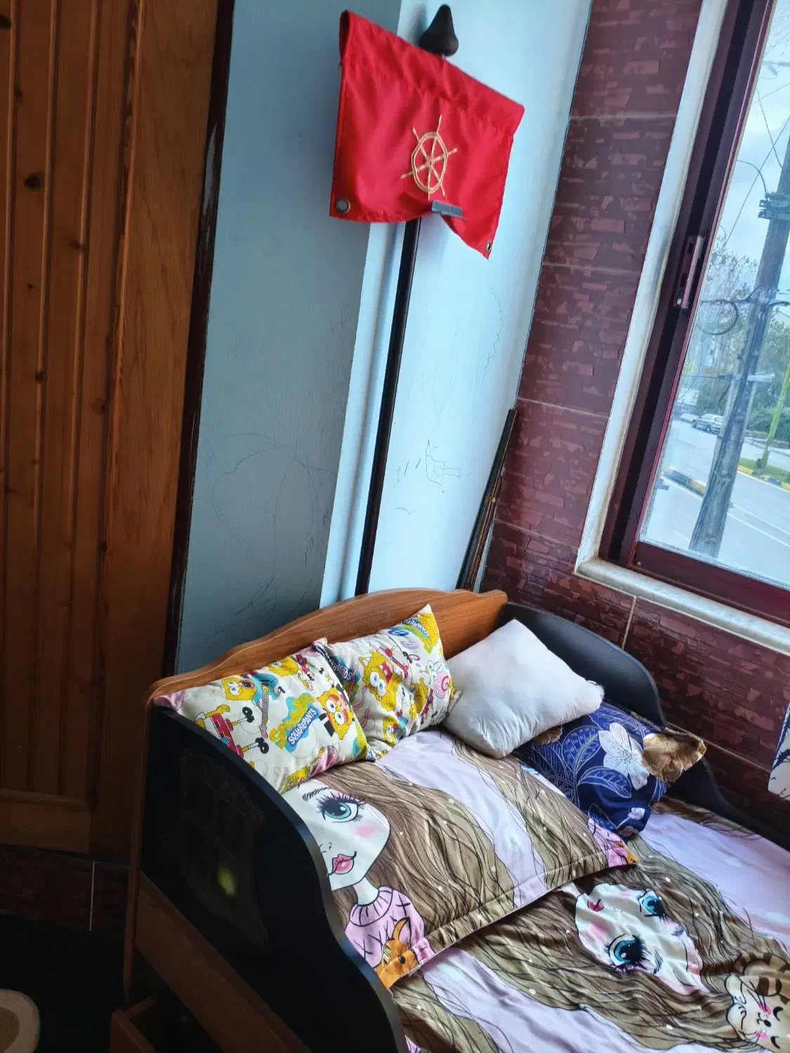 تخت مدل کشتی اپادانا|تخت و سرویس خواب|نور, |دیوار