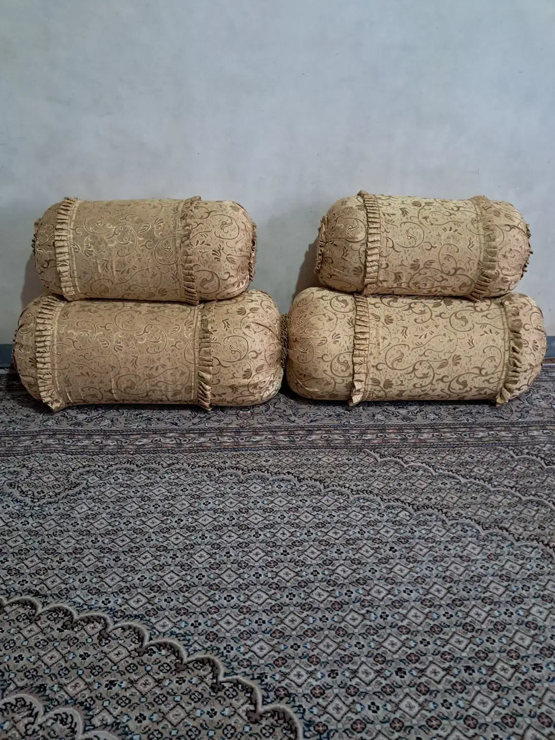 بالش و ناز بالش|رختخواب، بالش، پتو|ایذه, |دیوار