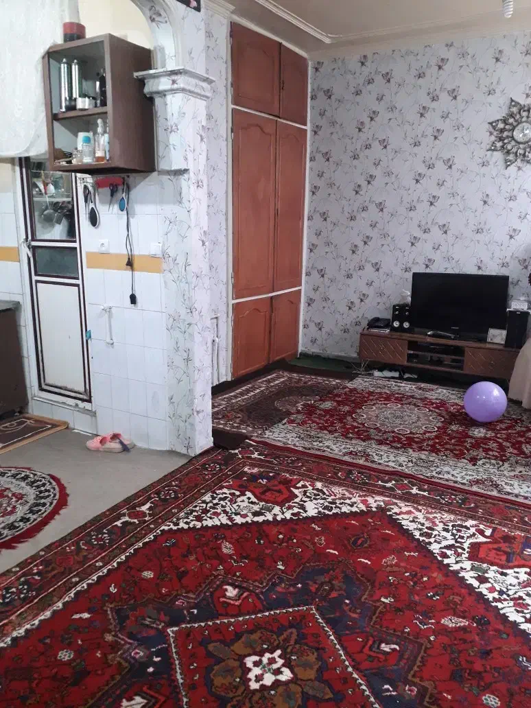 حیاط ۵۰ متری در مارالان|فروش خانه و ویلا|تبریز, |دیوار