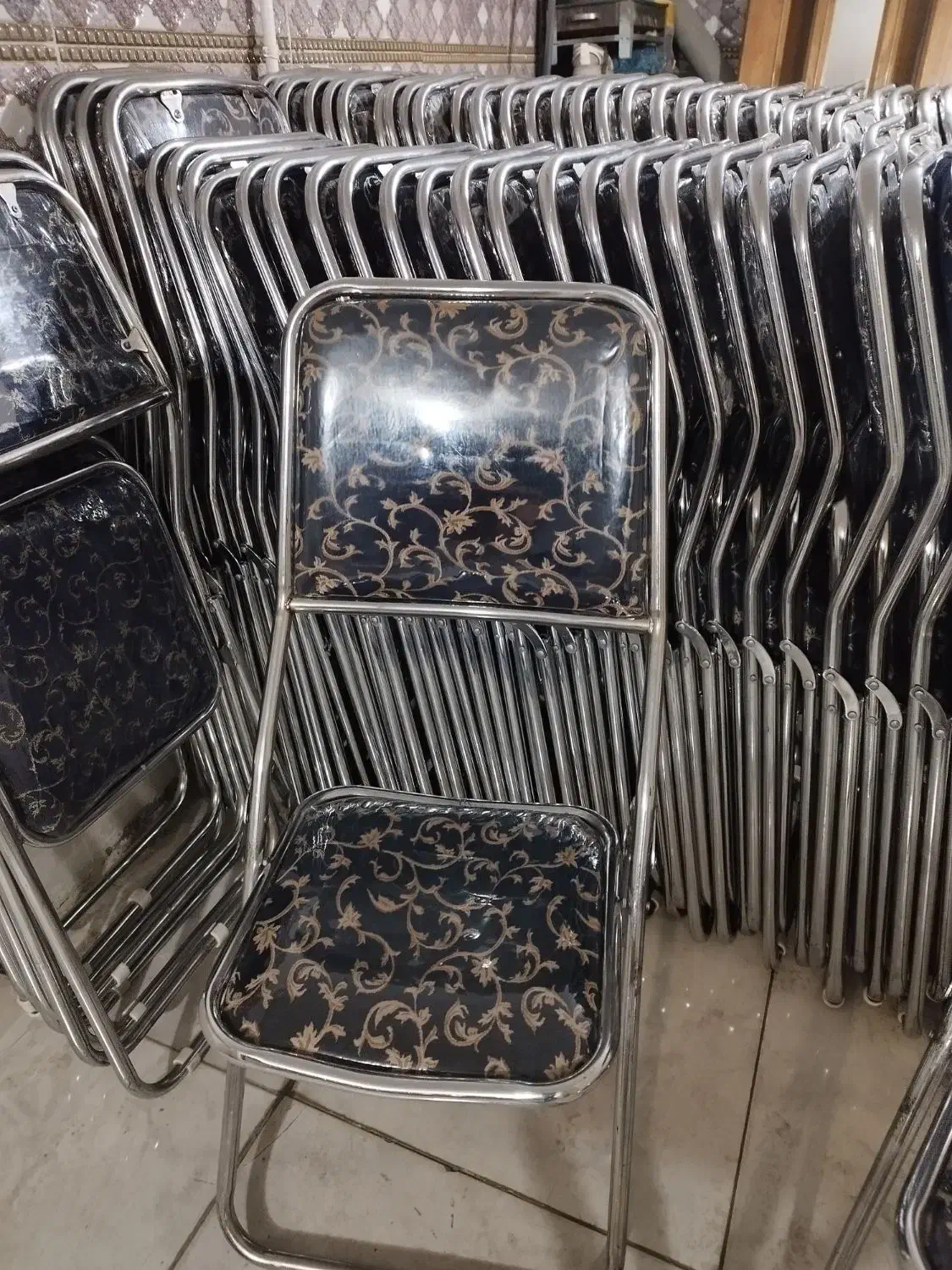 فروش صندلی تاشو فلزی صدوقی میز عسلی تاشو|خدمات پذیرایی، مراسم|بوکان, |دیوار