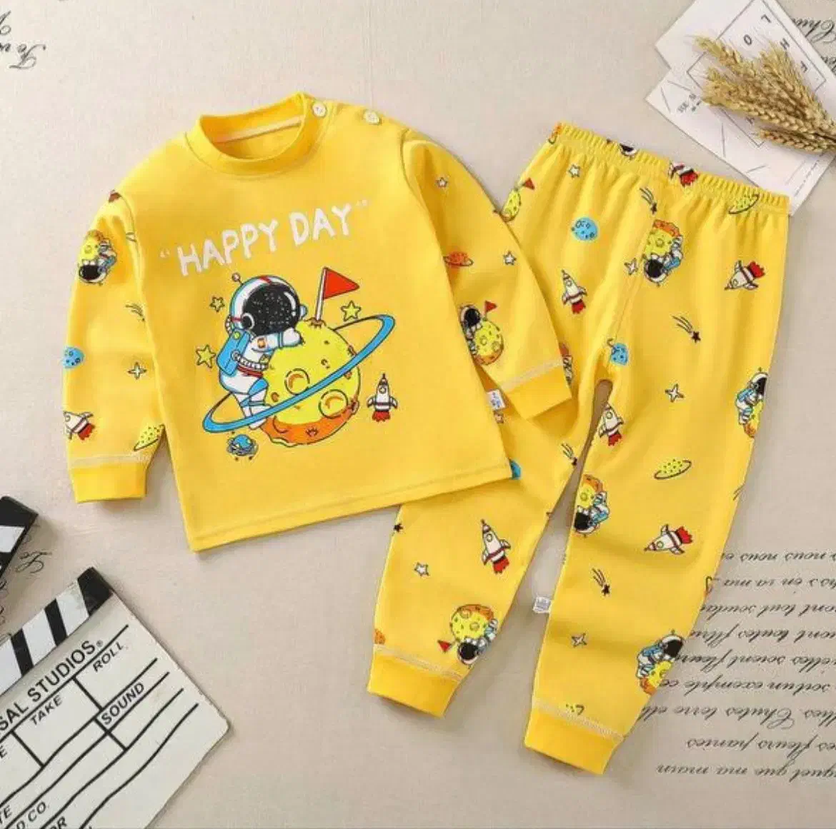 بلوز و شلوار طرح فضایی|کفش و لباس بچه|همدان, |دیوار