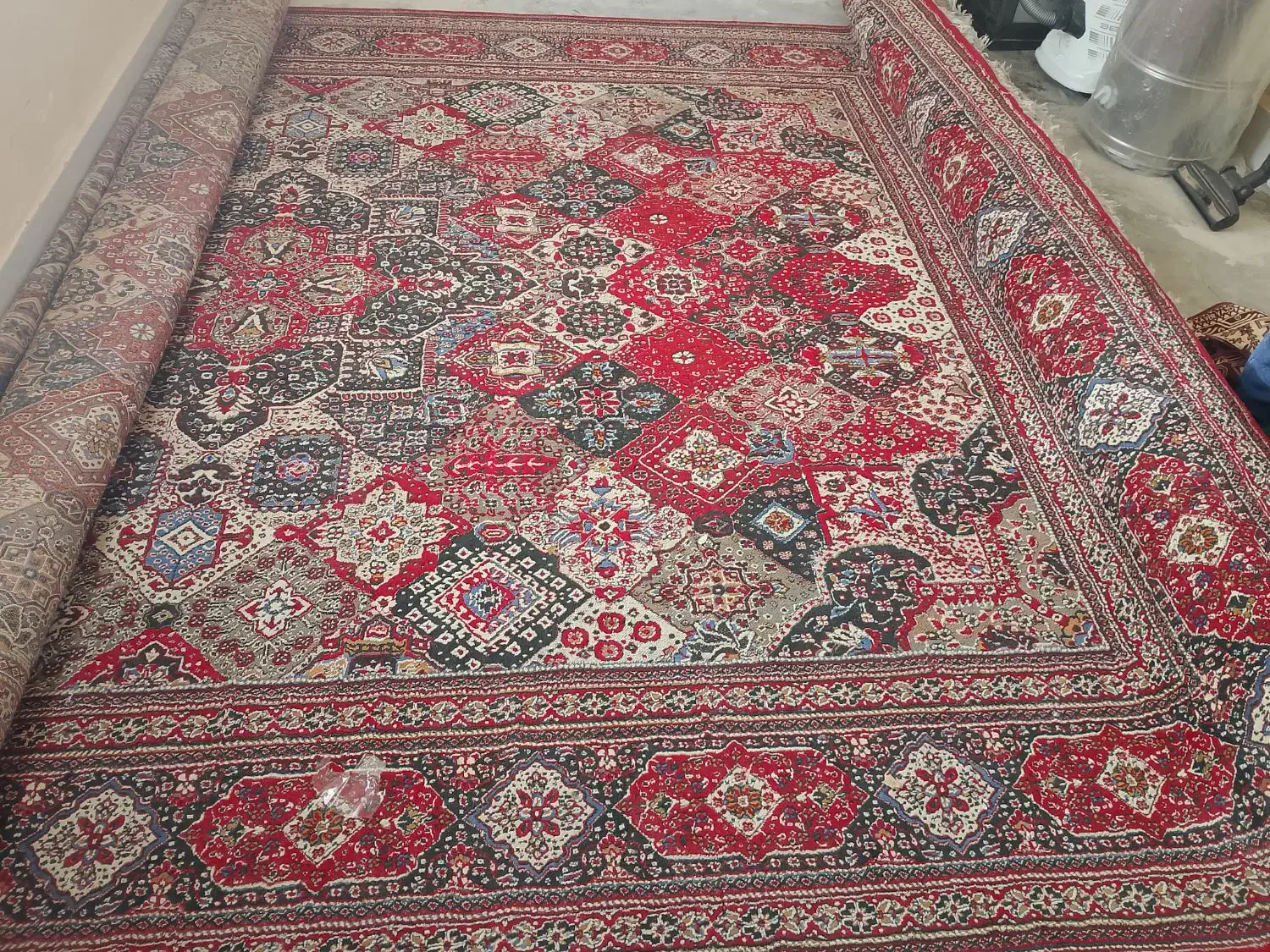 فرش فروشی|فرش|مشکان, |دیوار