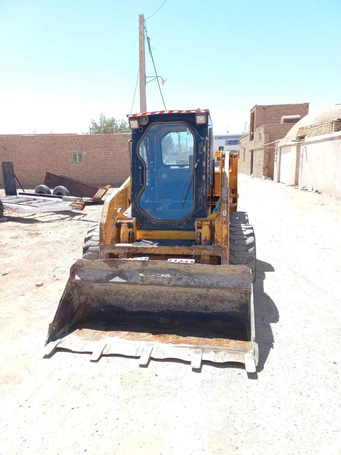 فروش مینی لودر (بابکت) هیوندا ۸۵۰ خط ۷ معمولی ۲۰۱۲|خودرو سنگین|اشکذر, |دیوار