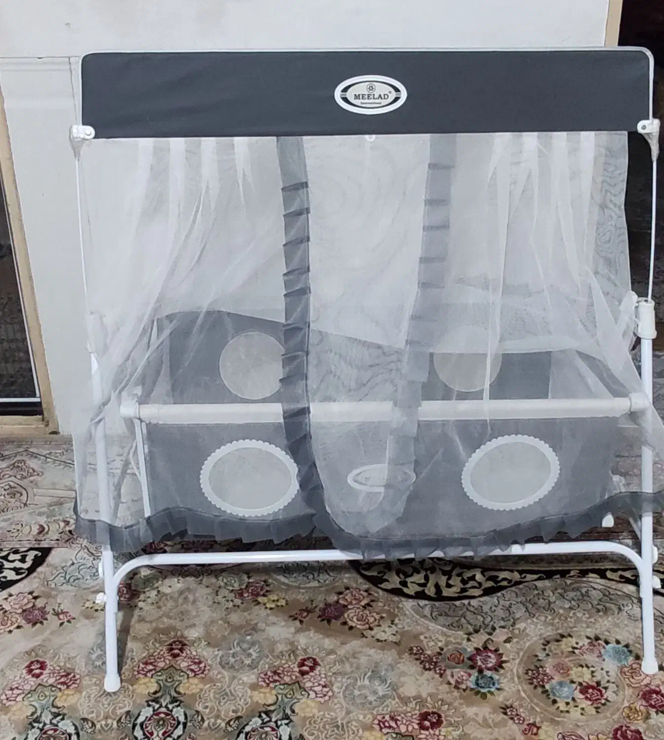 گهواره نوزاد در حد نو|تخت و سرویس خواب|ورامین, ورامین|دیوار