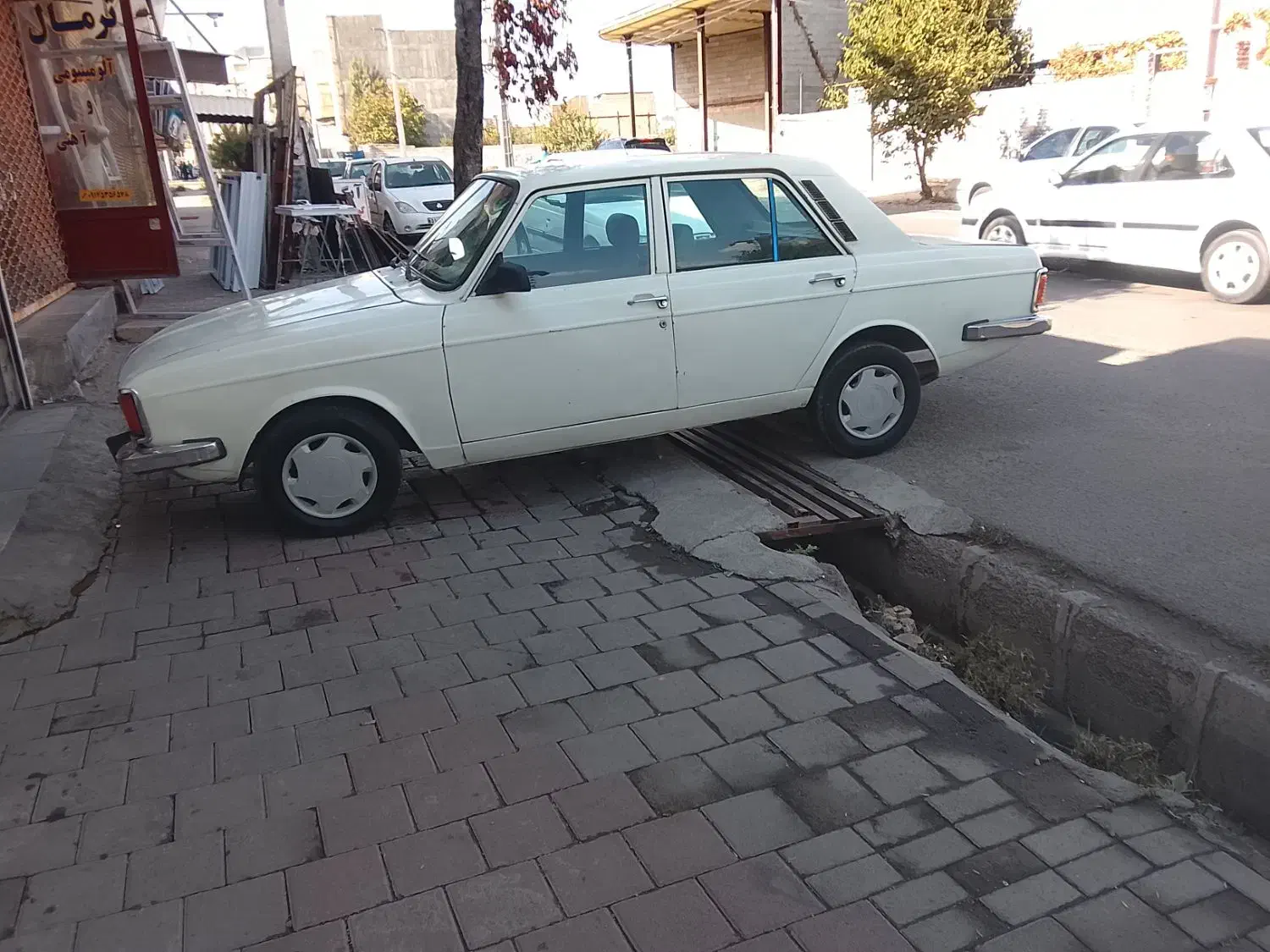 پیکان مدل 83عتیقه|خودرو سواری و وانت|مشگین شهر, |دیوار