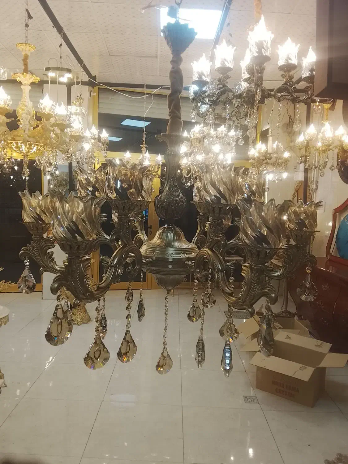 لوستر رز|لوستر و چراغ آویز|تبریز, |دیوار