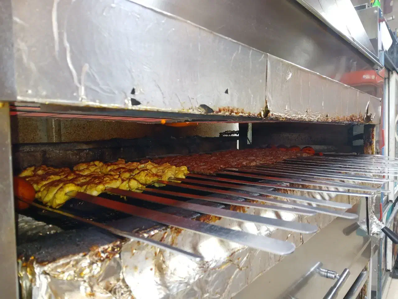 نیروی کار در کباب بناب|استخدام خدمات فروشگاه و رستوران|میاندوآب, |دیوار