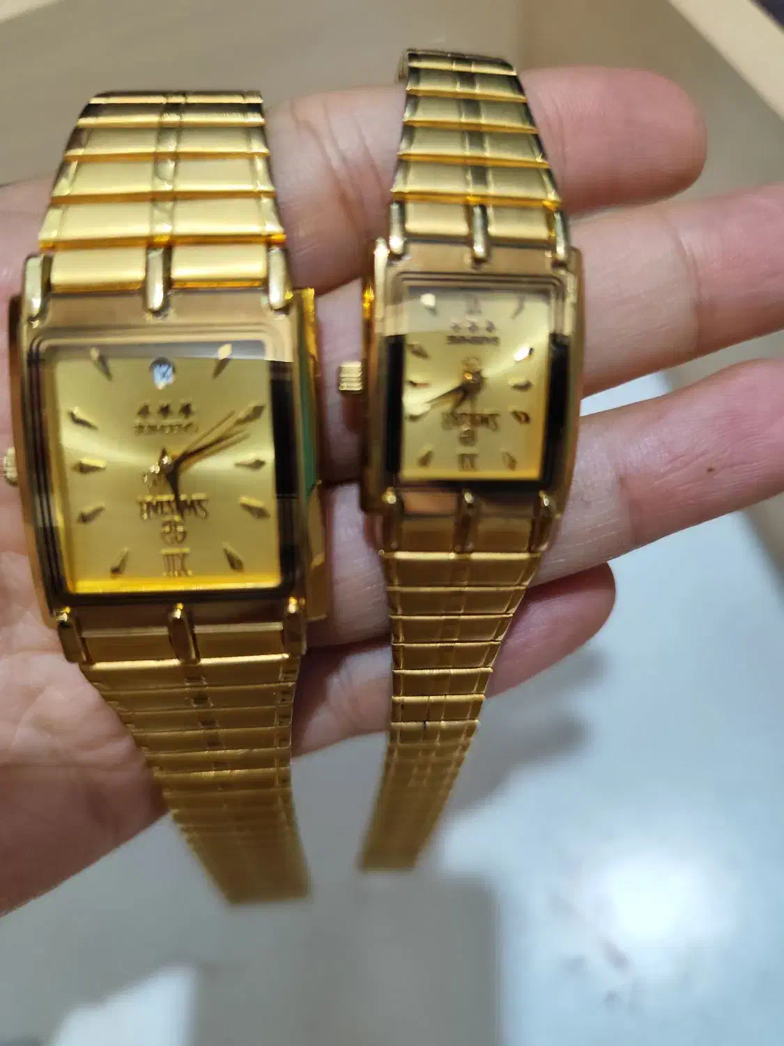 ساعت مچی ست|ساعت|ری, علایین|دیوار