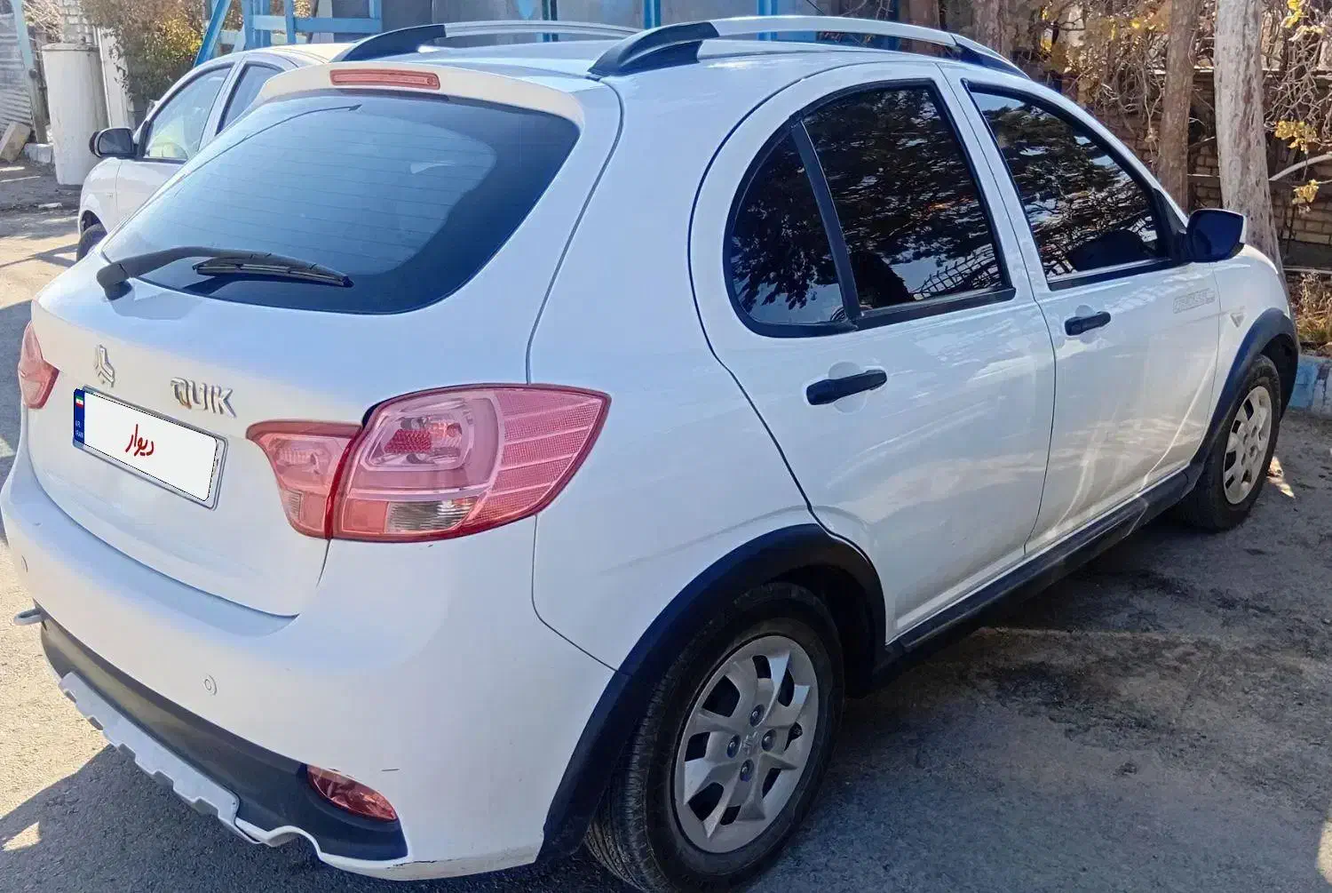 کوییک۱۴۰۰|خودرو سواری و وانت|لنجان, |دیوار