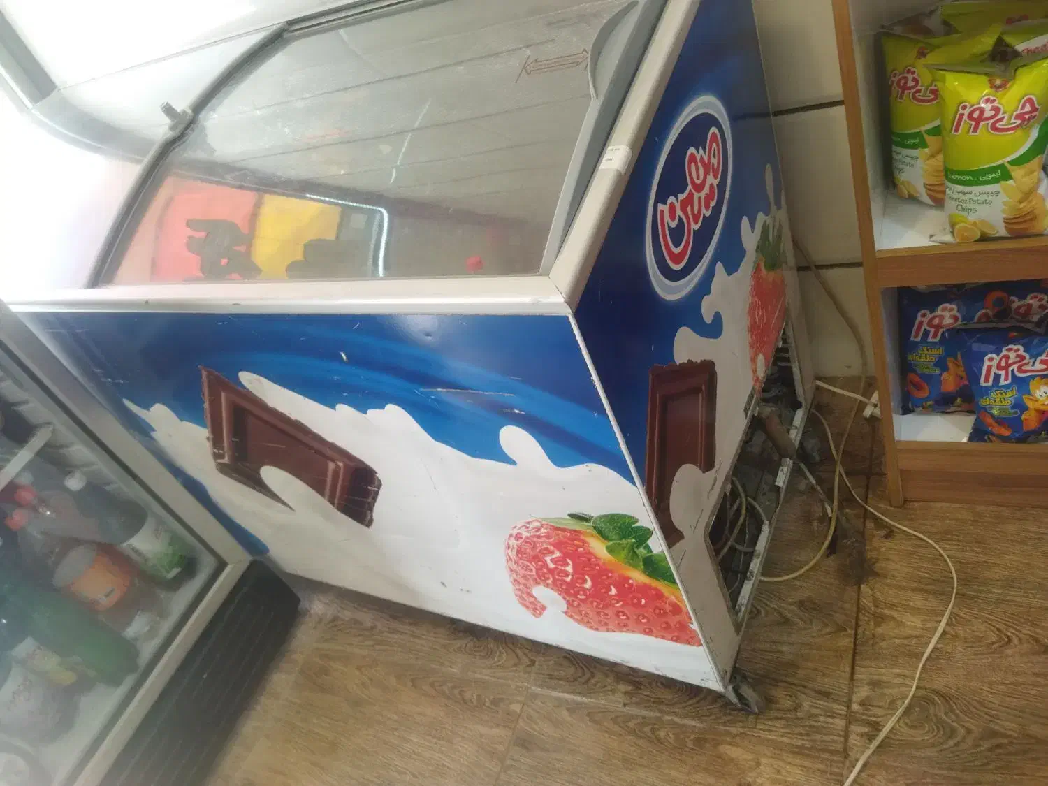 یخچال بدنه ترک|فروشگاه و مغازه|کبودرآهنگ, |دیوار