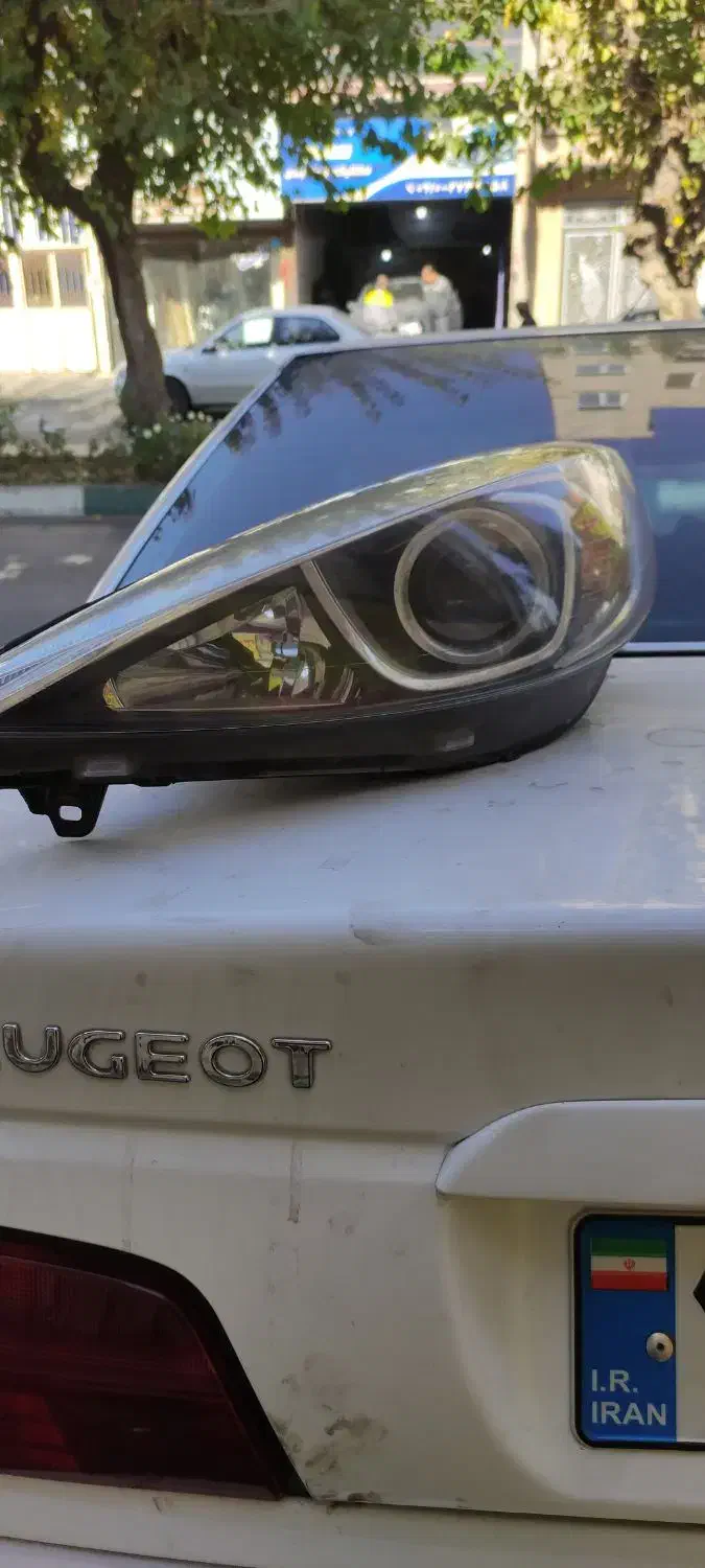 چراغ 207 سمت راننده|قطعات یدکی و لوازم جانبی|قدس, شهر‌قدس|دیوار