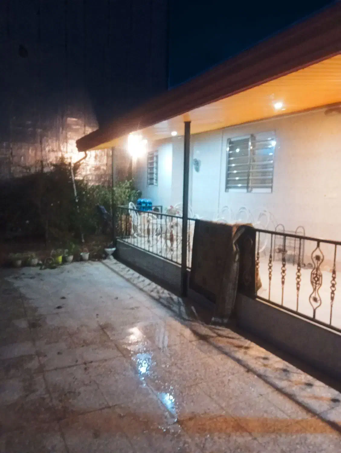 ویلایی۲۲۰متری خ تهران البرز۹۰|اجارهٔ خانه و ویلا|قائم‌شهر, |دیوار