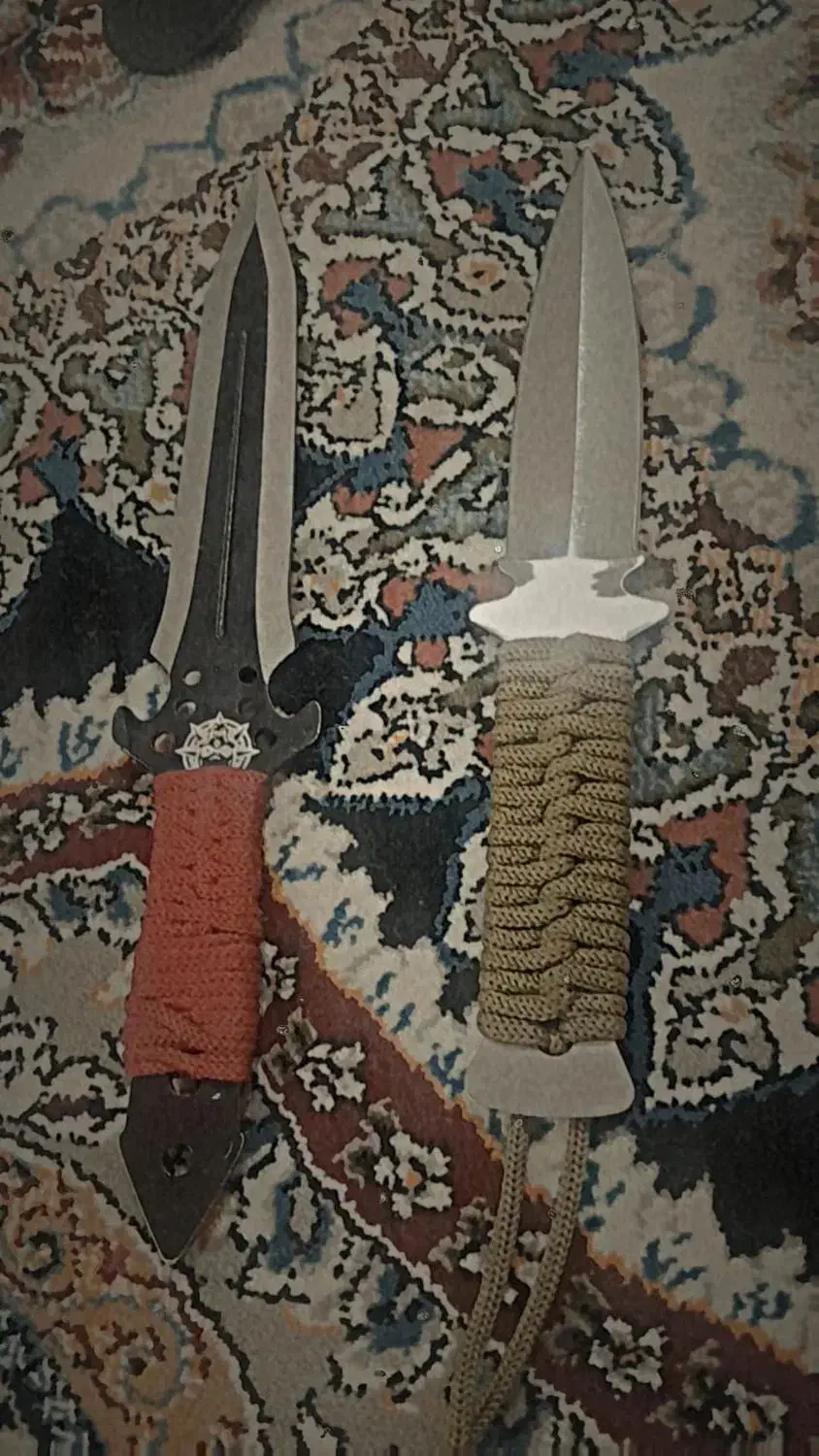 چاقو نینجایی|کلکسیون اشیاء عتیقه|تربتحیدریه, کلاته توکلی|دیوار