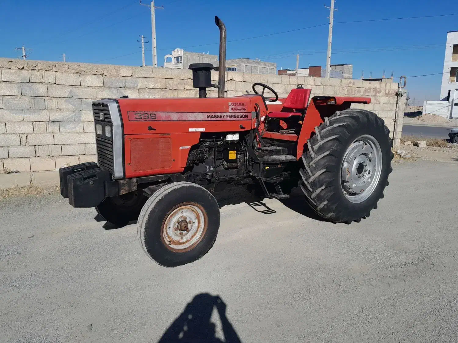 تراکتور فرگوسن شش تک درحد صفر  اصلی انگلسی|خودرو سنگین|قروه, |دیوار