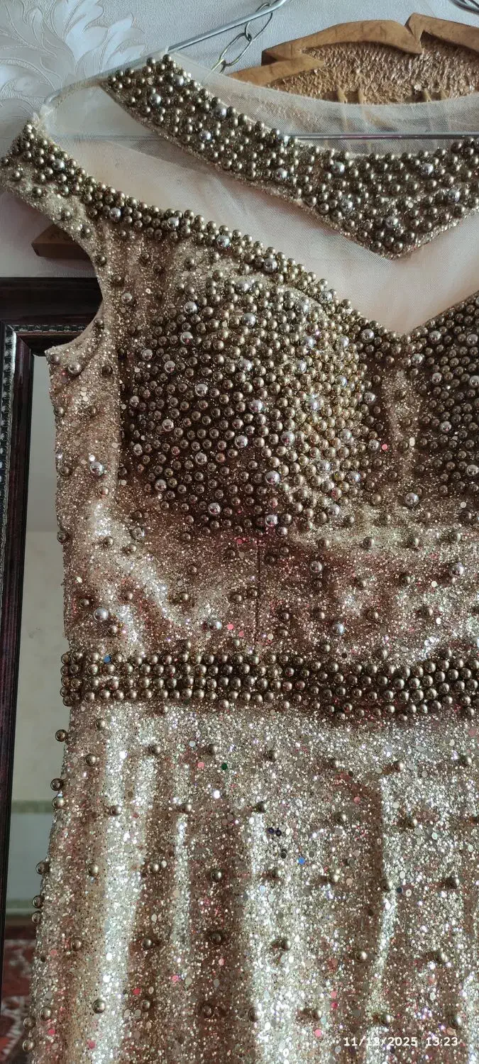 پیراهن مجلسی|لباس|بناب, |دیوار