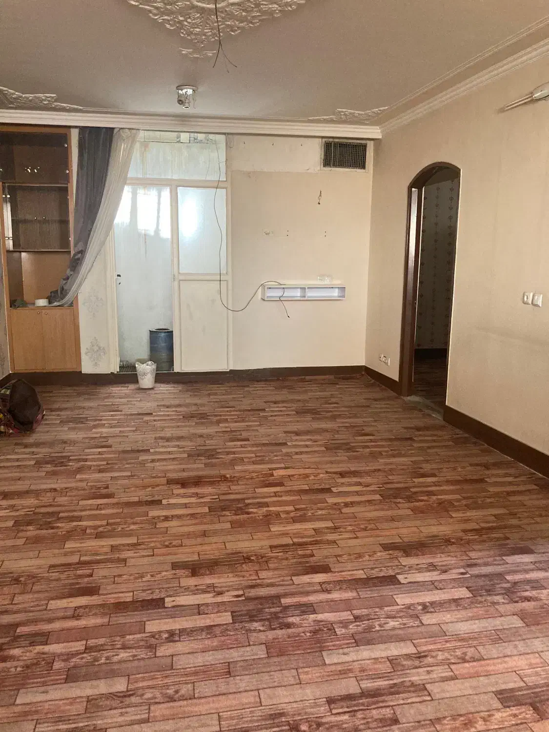آپارتمان/۸۵متر/پلاک دوم بلوارکشاورز/وحید/زیرقیمت|فروش آپارتمان|اصفهان, وحید|دیوار