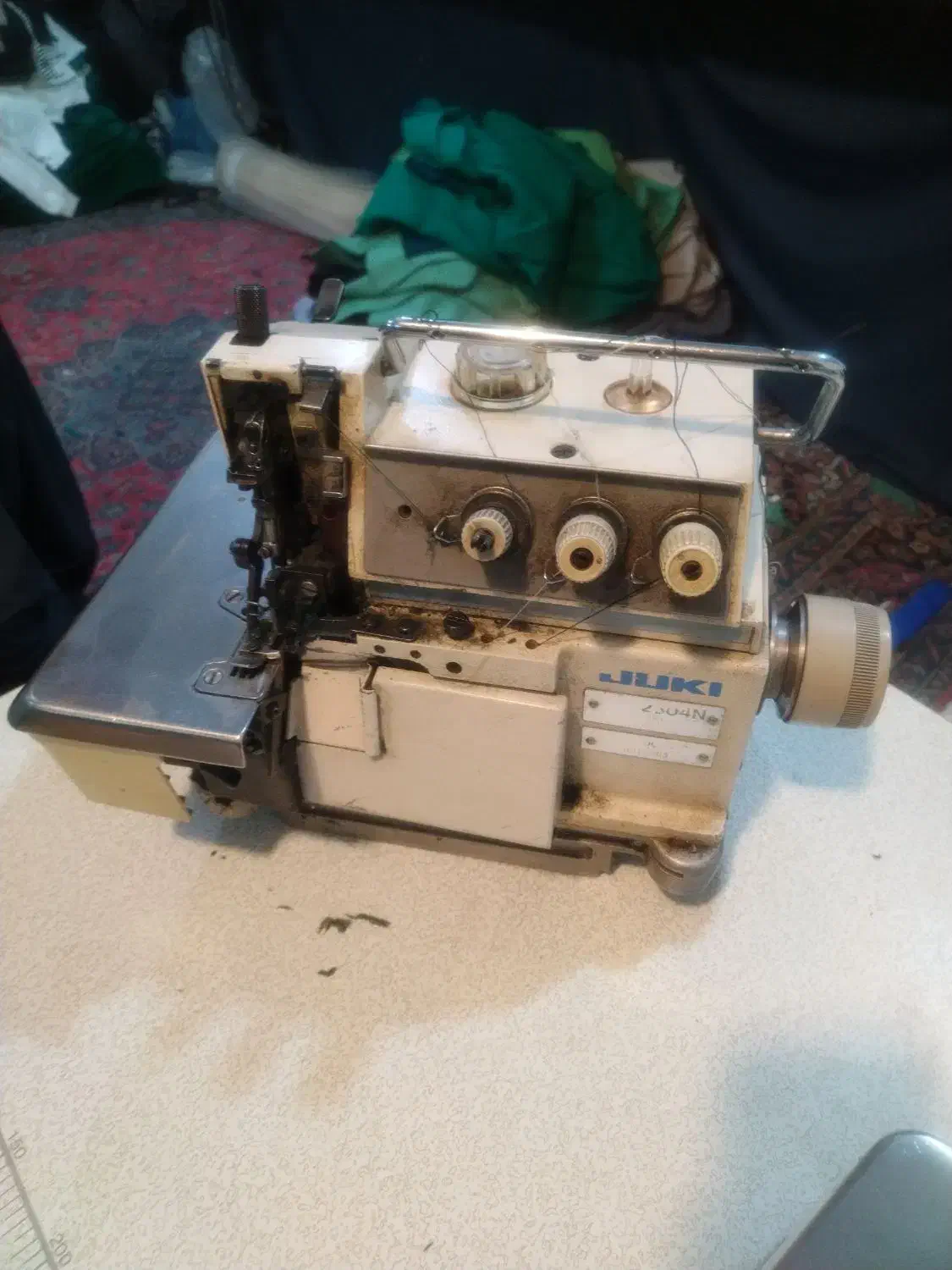 چرخ سردوز|چرخ خیاطی و ریسندگی|مشهد, گاز|دیوار