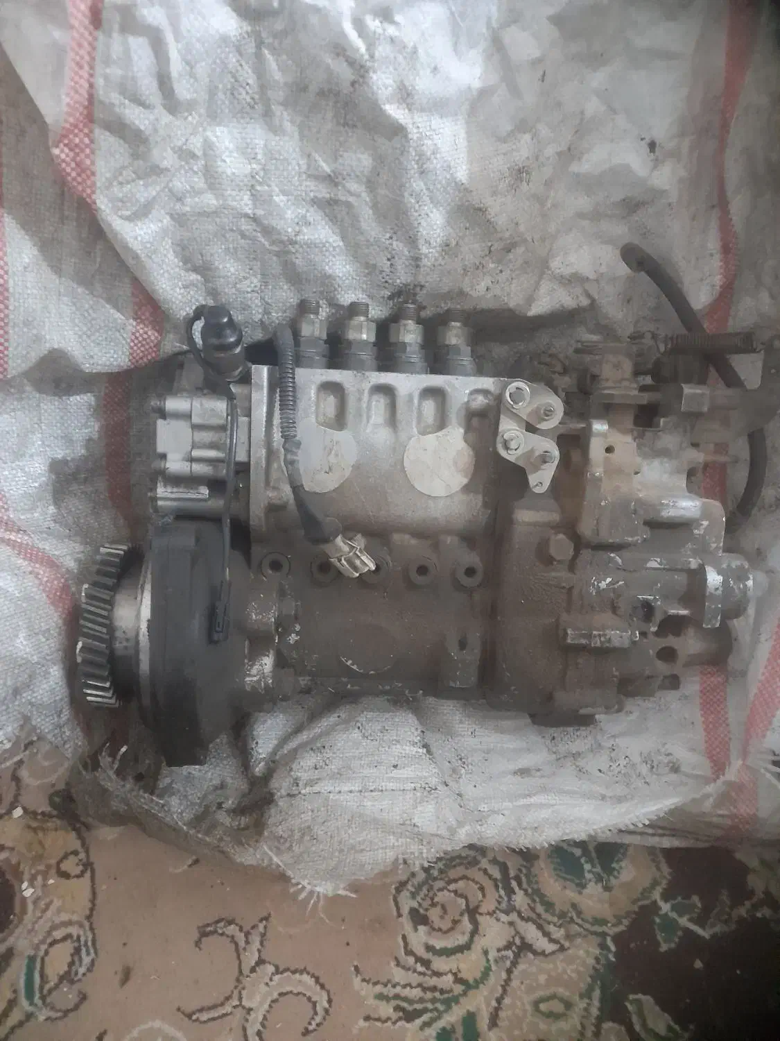 پمپ گازوئیل ایسیزو|قطعات یدکی و لوازم جانبی|کارون, |دیوار