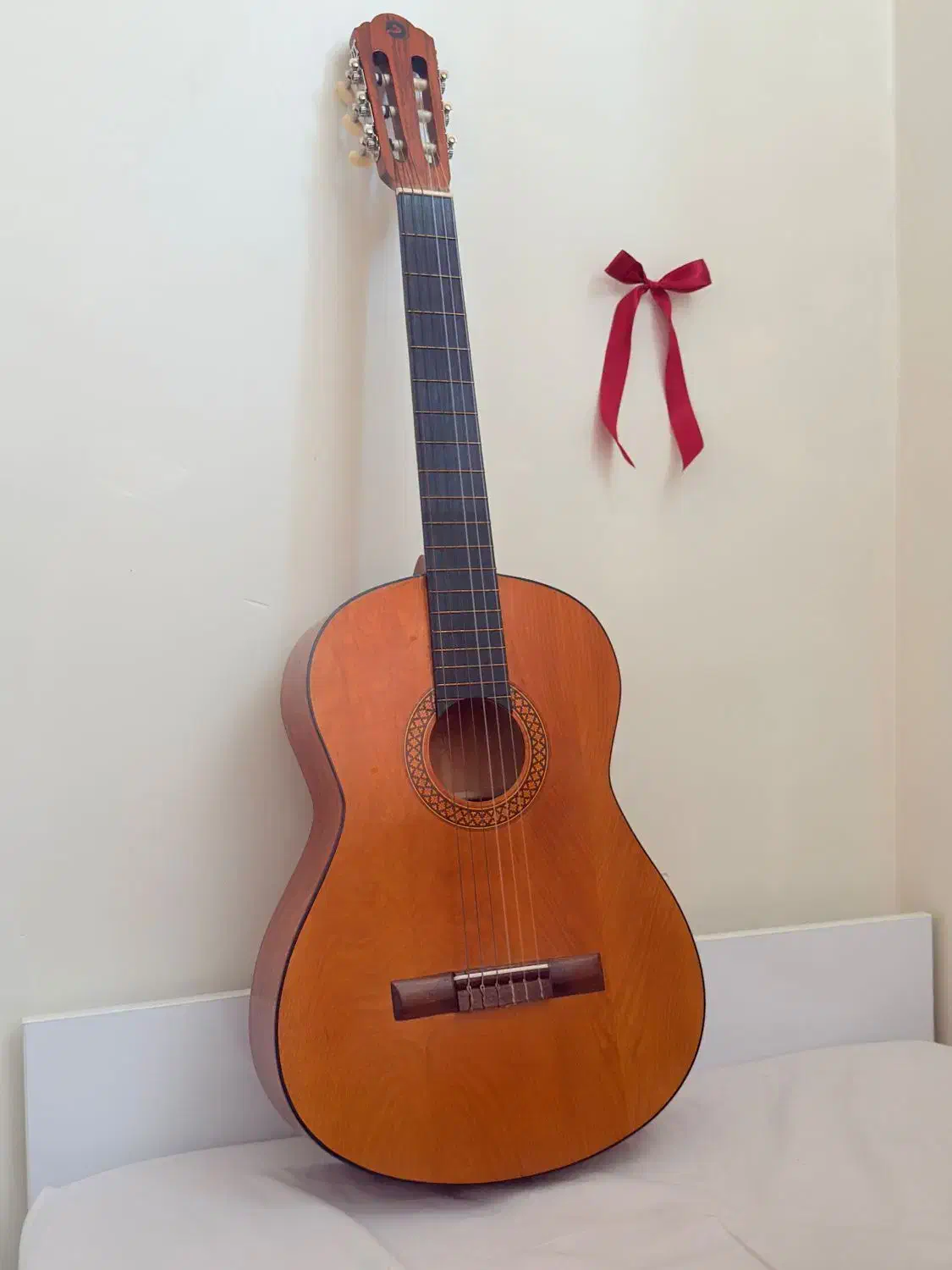 گیتار کلاسیک|گیتار، بیس، امپلیفایر|آبادان, |دیوار