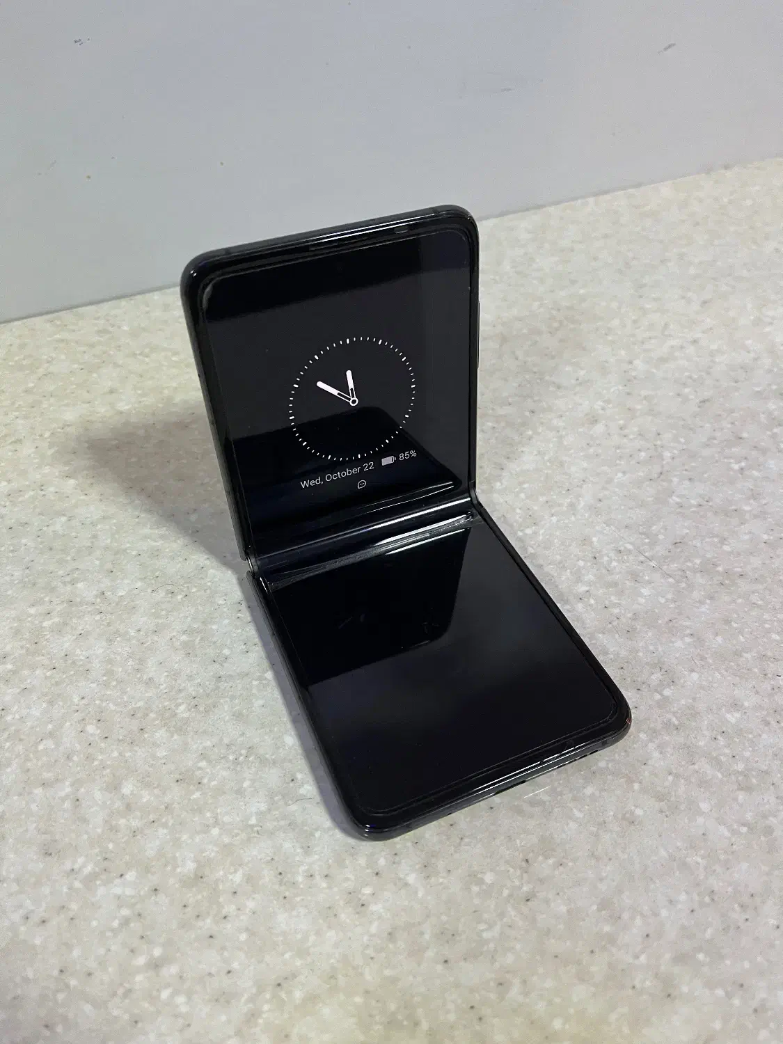 Tecno phantom v flip 5Gتکنو فانتوم وی فلیپ|موبایل|تهران, میدان ولیعصر|دیوار