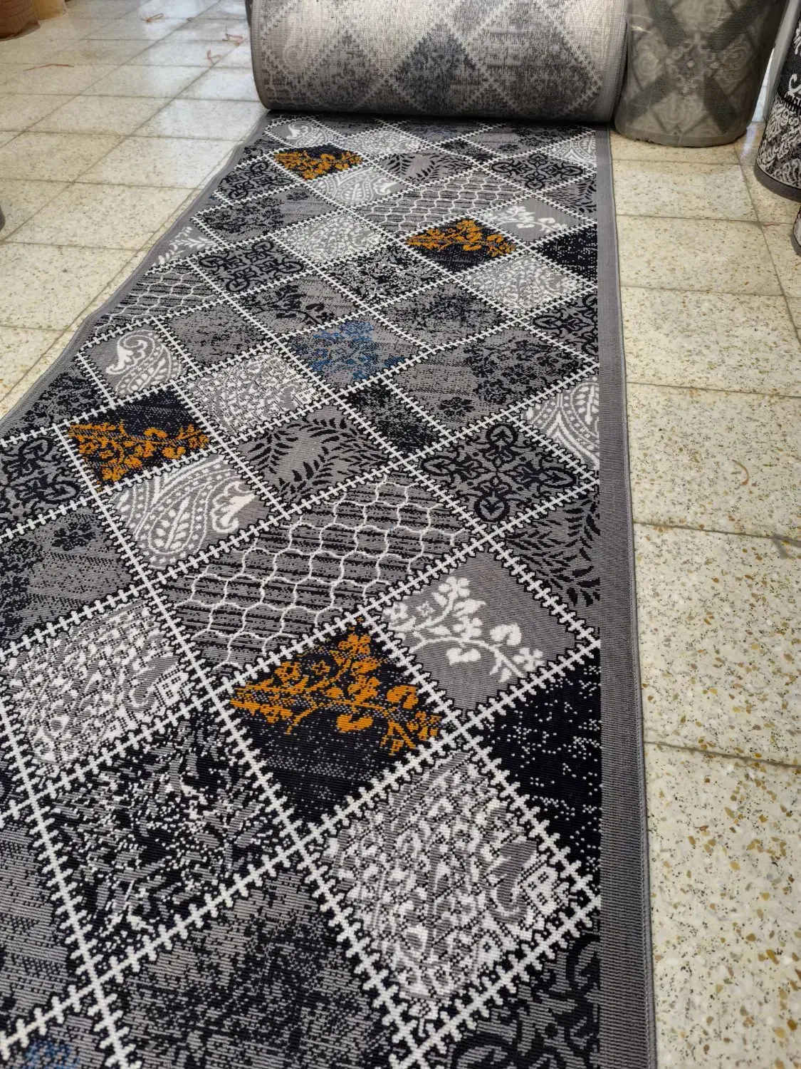 گلیم نیلا شیک موکت تندیس ۱۸۸۰|گلیم، جاجیم، گبه|قم, شاه ابراهیم|دیوار