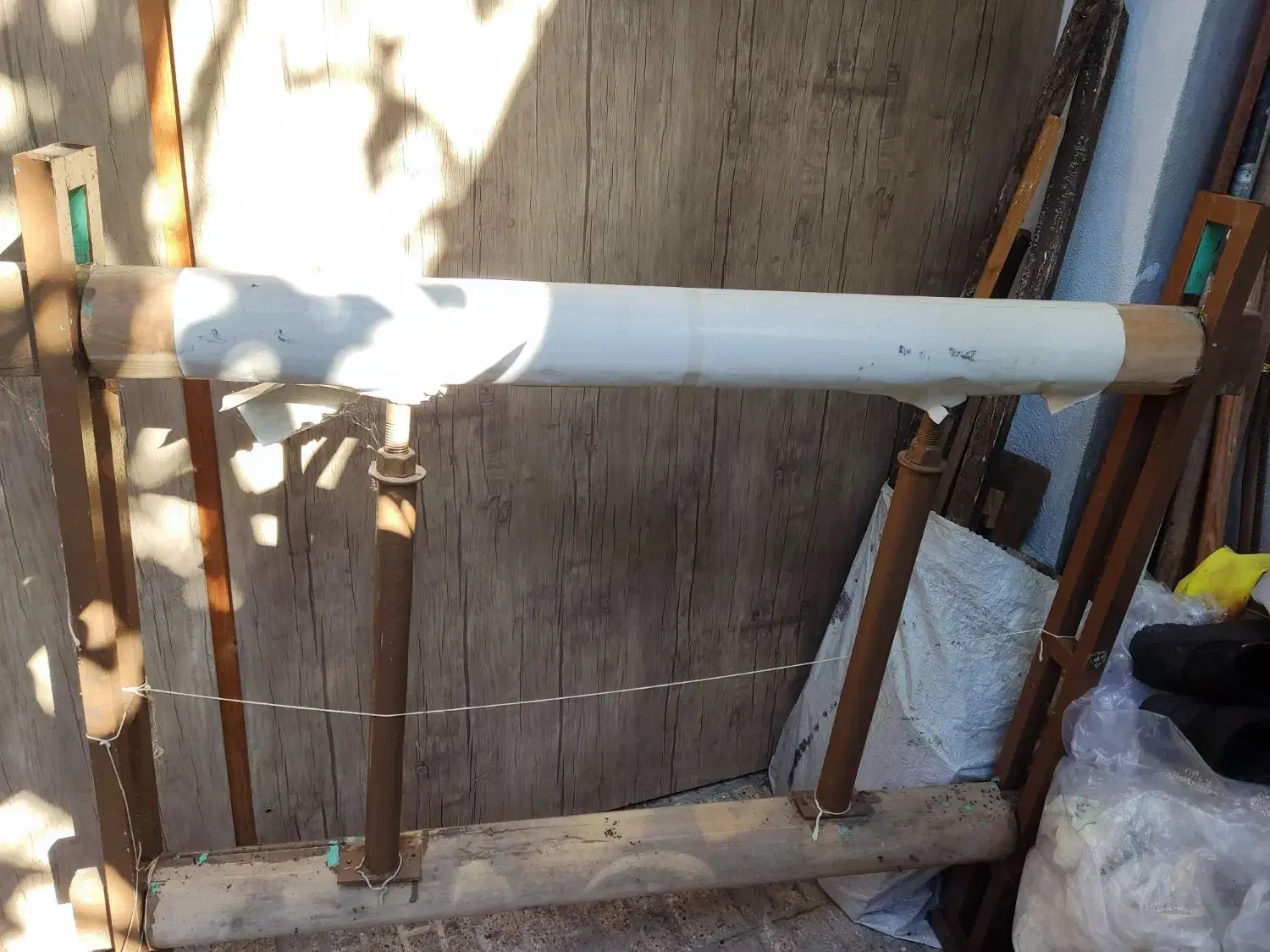 دار قالی|ابزارآلات|رشت, حمیدیان|دیوار