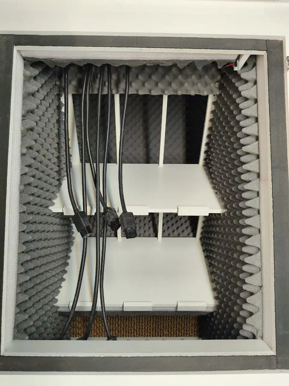 سایلنت باکس ۶ ظرفیته آسان بازشو (باکس ایران)|قطعات و لوازم جانبی رایانه|تهران, نمایشگاه بین المللی|دیوار