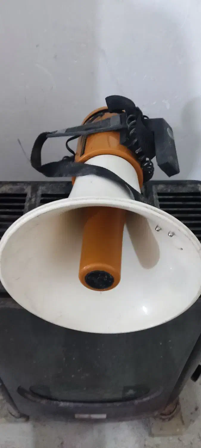 بلند گوی دستی|سیستم صوتی خانگی|همدان, |دیوار