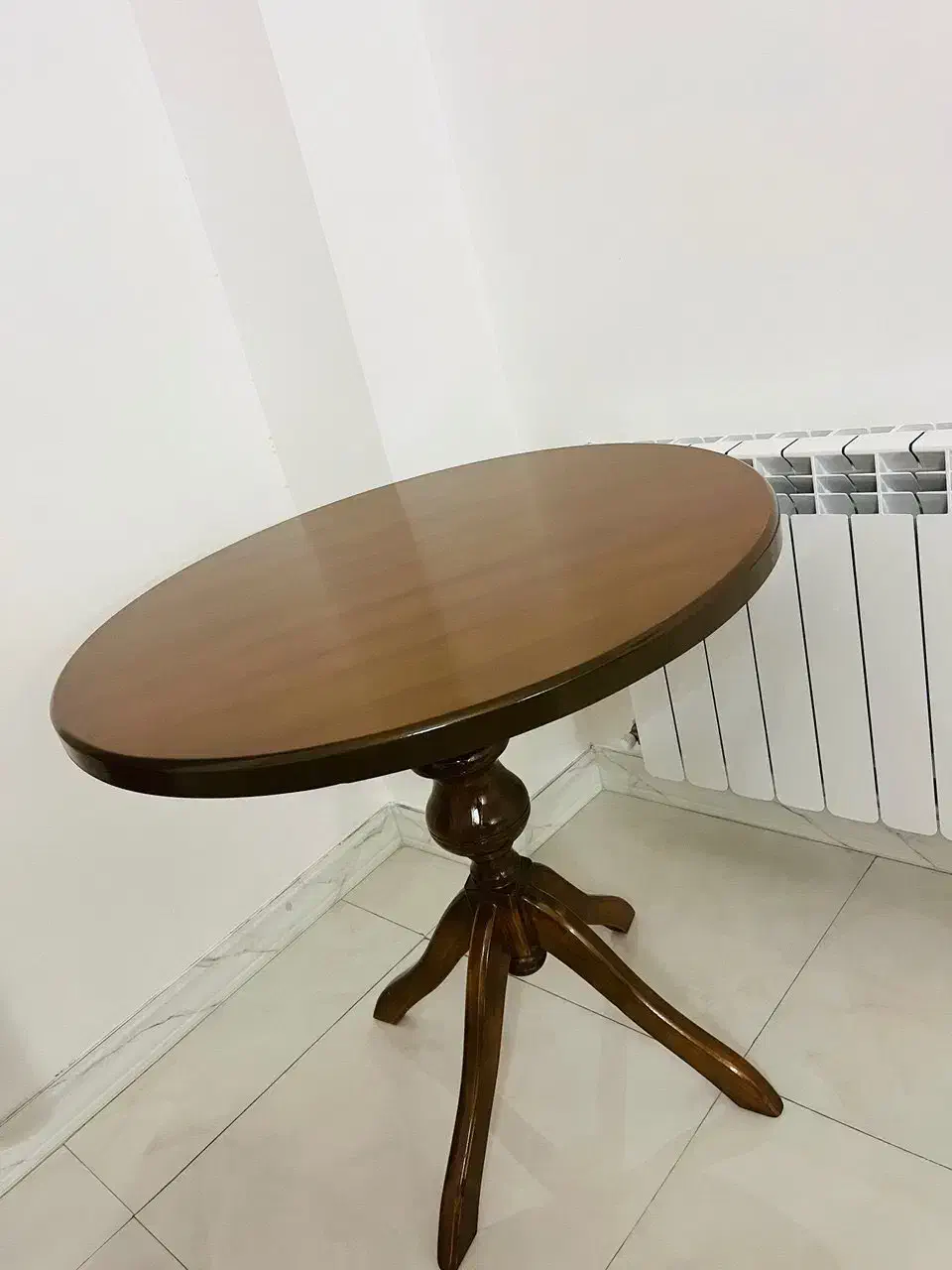 فروش میز گرد|میز و صندلی غذاخوری|رشت, دیانتی|دیوار